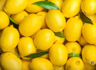 Essential Oil Lemon Benefits: A Natural Remedy for Everything from Headaches to Stress